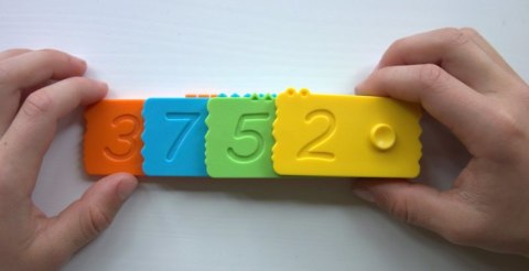 Newmero - klocki matematyczne. Mały zestaw 27 el. Newmero Newmero - klocki matematyczne. Mały zestaw 27 el. Newmero