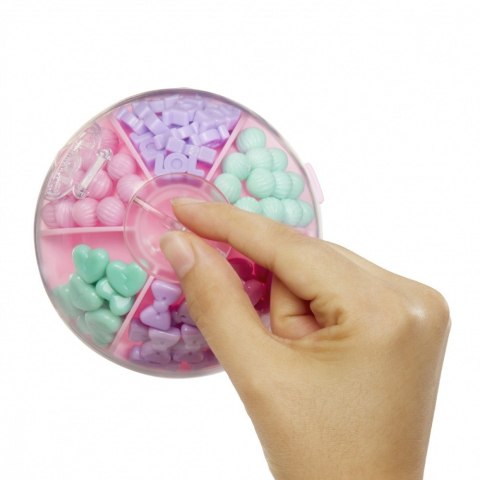 Lalka L.O.L. Surprise Hair Beads Tots Display 33 sztuki Lalka L.O.L. Surprise Hair Beads Tots Display 33 sztuki