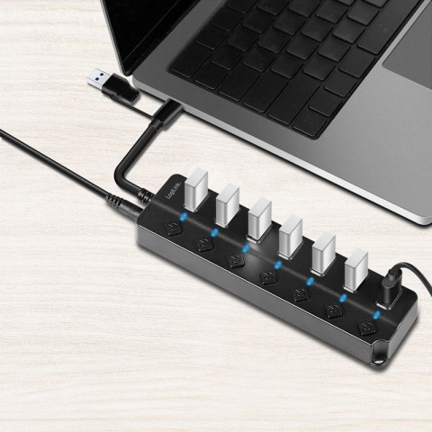 HUB USB3.2 Gen1, 7x USB-A, 7xON/OFF, czarny HUB USB3.2 Gen1, 7x USB-A, 7xON/OFF, czarny