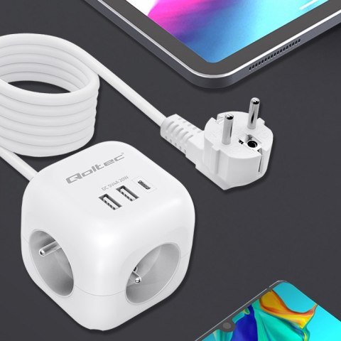 Kostka zasilająca przedłużacz 6w1 z podświetlanym włącznikiem | 3x AC | 2x USB | 1x USB-C PD 20W | biała | kabel 2m Kostka zasilająca przedłużacz 6w1 z podświetlanym włącznikiem | 3x AC | 2x USB | 1x USB-C PD 20W | biała | kabel 2m