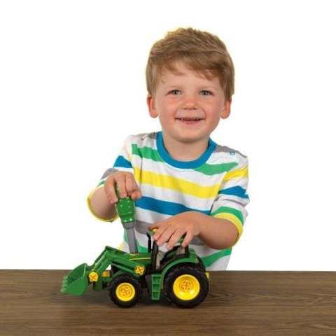 Traktor John Deere do skręcania z 2 przyczepami Traktor John Deere do skręcania z 2 przyczepami