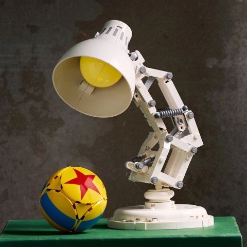 Klocki Disney 21357 Disney Pixar Luxo Jr. Klocki Disney 21357 Disney Pixar Luxo Jr.