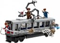 Klocki Super Heroes 76321 Spider-Man kontra Doc Ock - scena w metrze