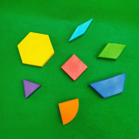 Magnetyczna mozaika Tangram z tablicą - 128 el. + karty pracy X-Bida
