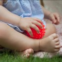 Piłeczka do masażu SENSORKY w torebce [niebieska] Moms Care