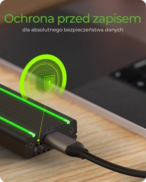 IB-1824ML-C31 Obudowa M.2 NVMe z oświetleniem RGB IB-1824ML-C31 Obudowa M.2 NVMe z oświetleniem RGB