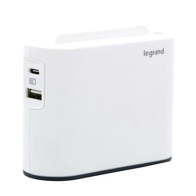 Rozgałęziacz 2x2P+USB AC Biało/czarny Rozgałęziacz 2x2P+USB AC Biało/czarny