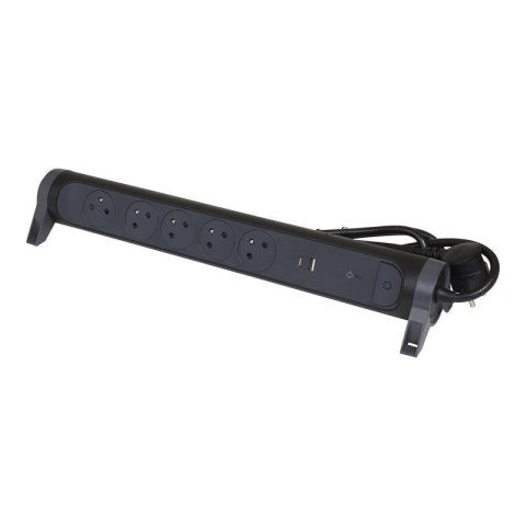 Przedłużacz 5x2PZ +USB A/C 1,5m czarny Przedłużacz 5x2PZ +USB A/C 1,5m czarny